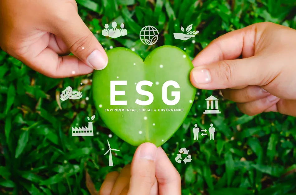 Zelené srdce s nápisem ESG