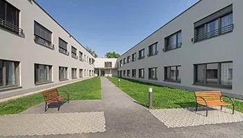 2401 Fischamend