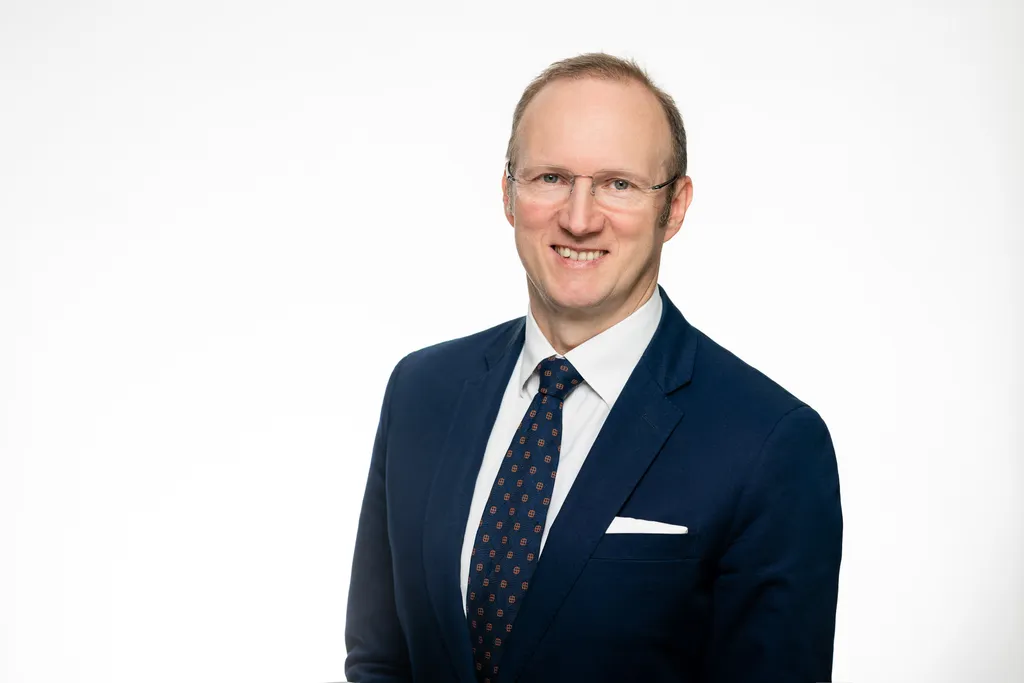 Porträt von Heinz Bednar, Geschäftsführer der Erste Asset Management