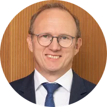 Porträt von Heinz Bednar, Geschäftsführer der Erste Asset Management