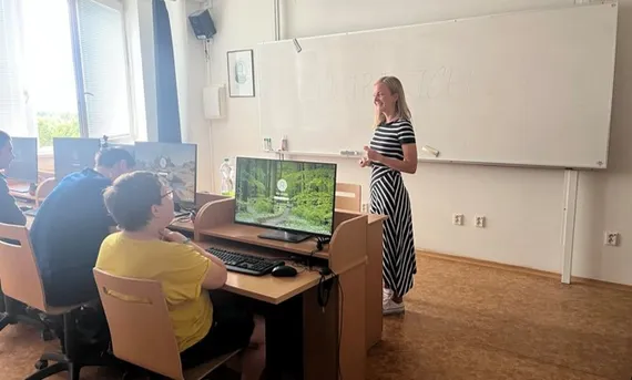 Den pro školu